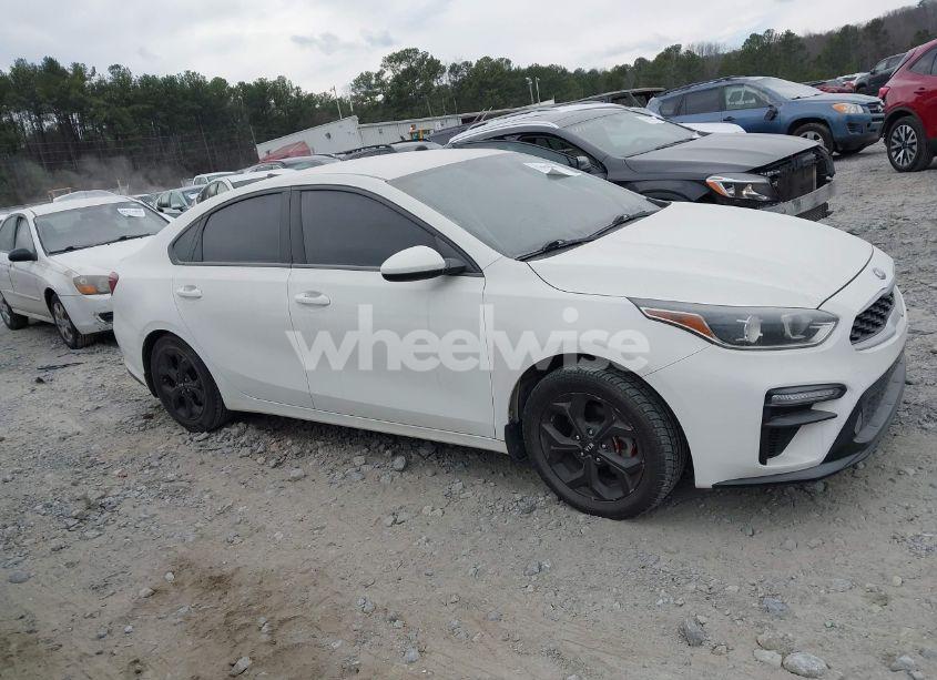 Photo 13 of 2019 Kia Forte LXS (VIN 3KPF24ADXKE127538)