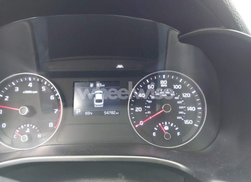 Photo 7 of 2019 Kia Forte LXS (VIN 3KPF24ADXKE127538)