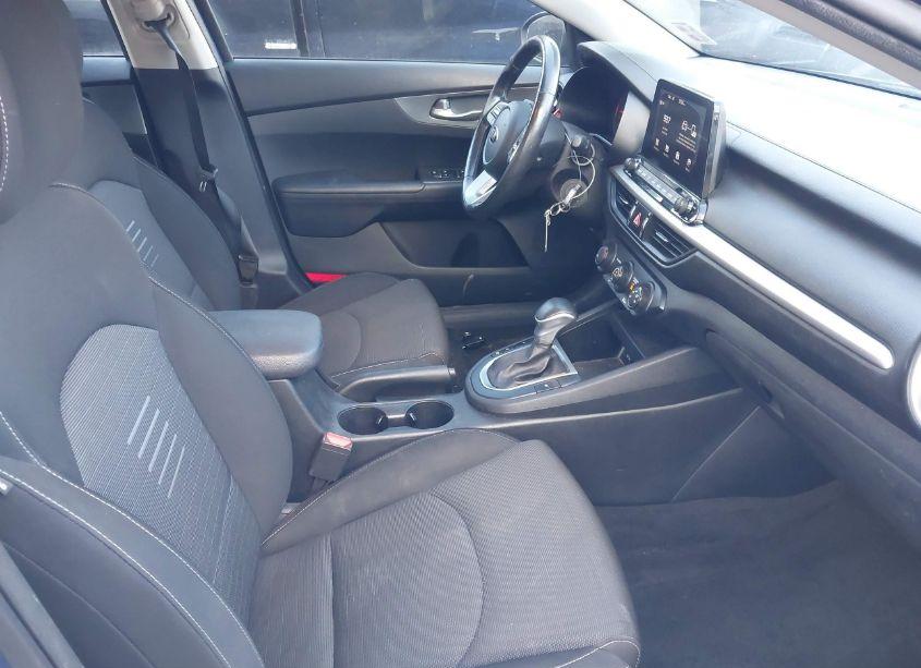 Photo 5 of 2019 Kia Forte FE/LXS (VIN 3KPF24ADXKE134179)