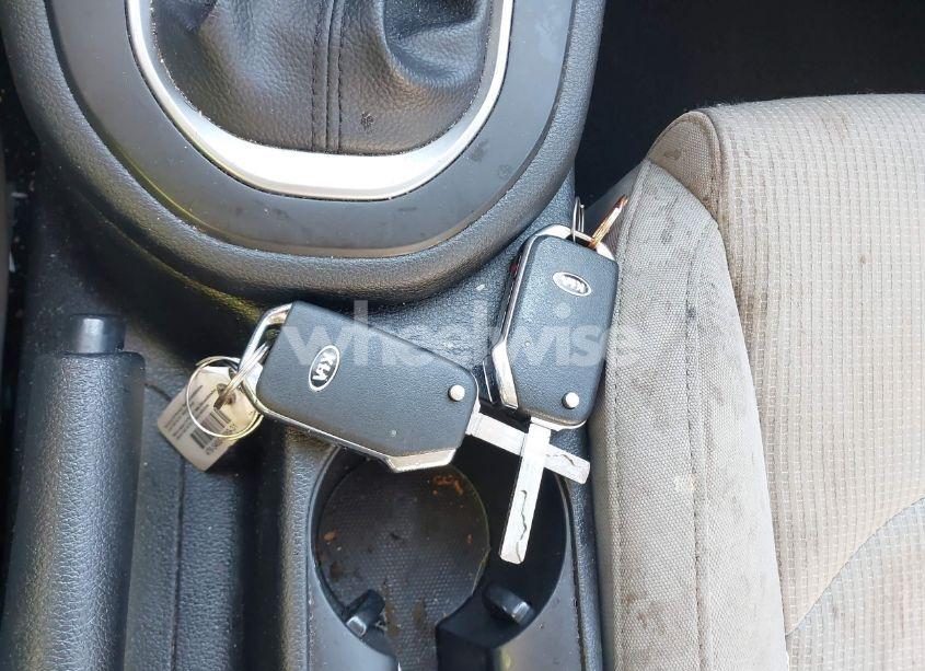 Photo 11 of 2019 Kia Forte LXS (VIN 3KPF24ADXKE139561)