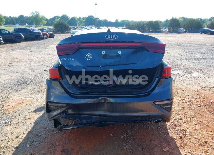Photo 16 of 2019 Kia Forte LXS (VIN 3KPF24ADXKE139561)