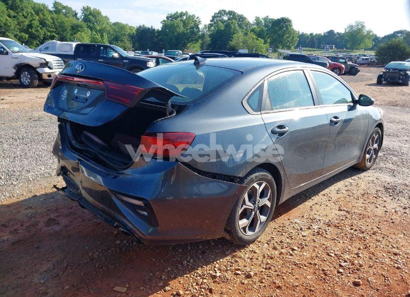 Photo 4 of 2019 Kia Forte LXS (VIN 3KPF24ADXKE139561)