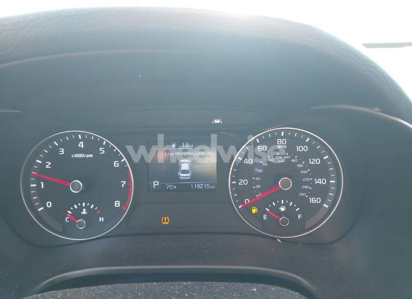 Photo 7 of 2019 Kia Forte LXS (VIN 3KPF24ADXKE139561)