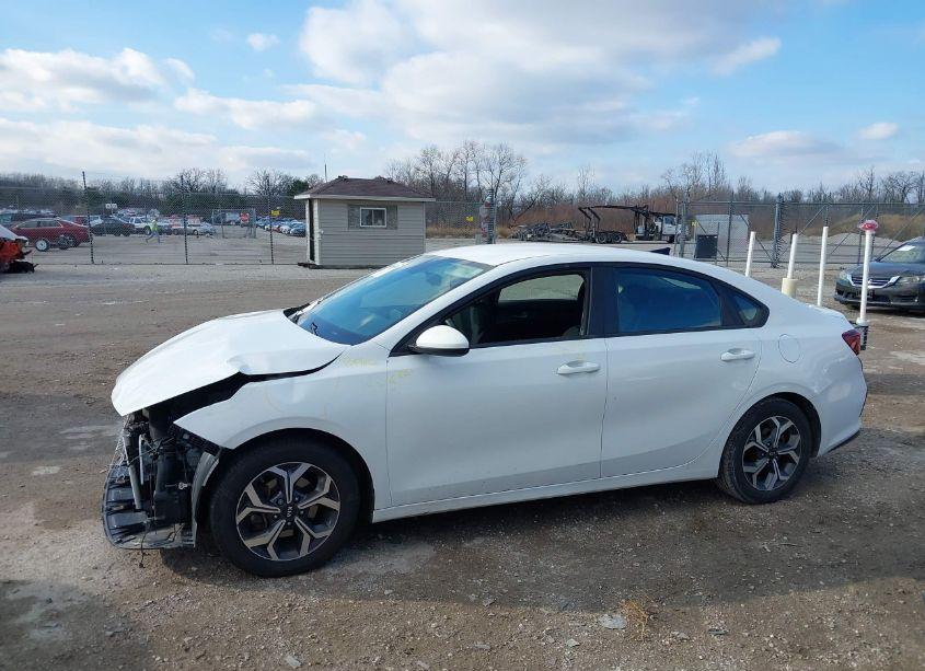 Photo 15 of 2020 Kia Forte LXS (VIN 3KPF24ADXLE158287)