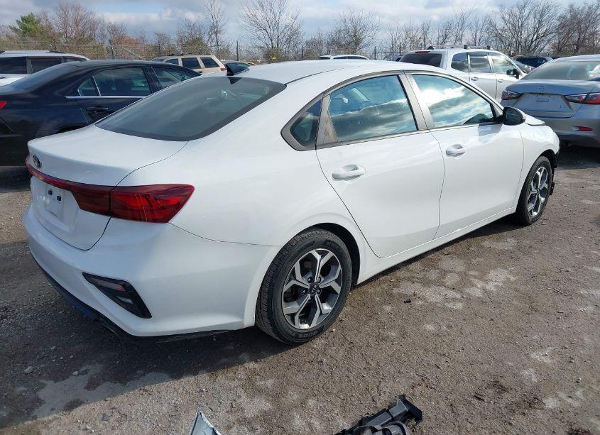 Photo 4 of 2020 Kia Forte LXS (VIN 3KPF24ADXLE158287)