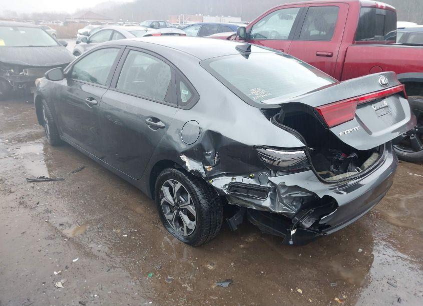Photo 3 of 2020 Kia Forte LXS (VIN 3KPF24ADXLE192309)