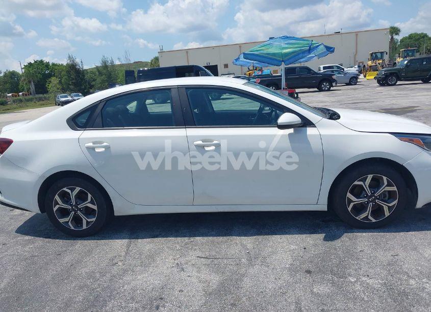 Photo 13 of 2020 Kia Forte LXS (VIN 3KPF24ADXLE199230)