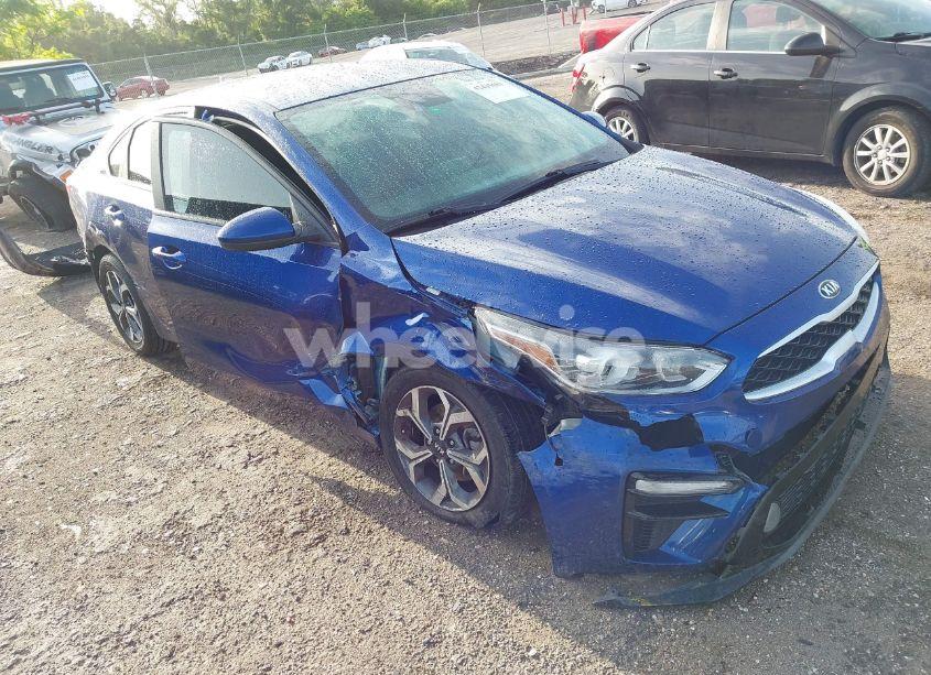 2020 Kia Forte LXS (VIN 3KPF24ADXLE212901) main photo