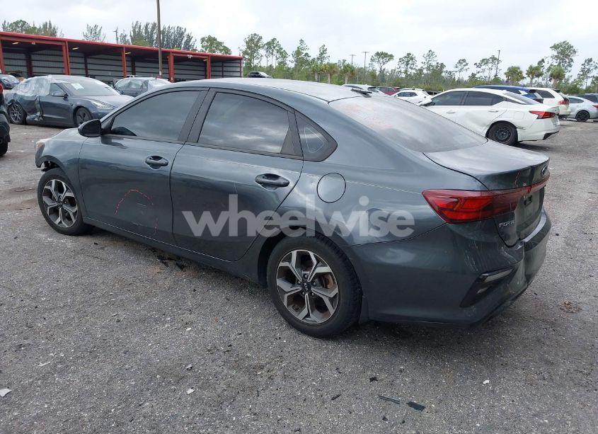 Photo 3 of 2020 Kia Forte LXS (VIN 3KPF24ADXLE212929)