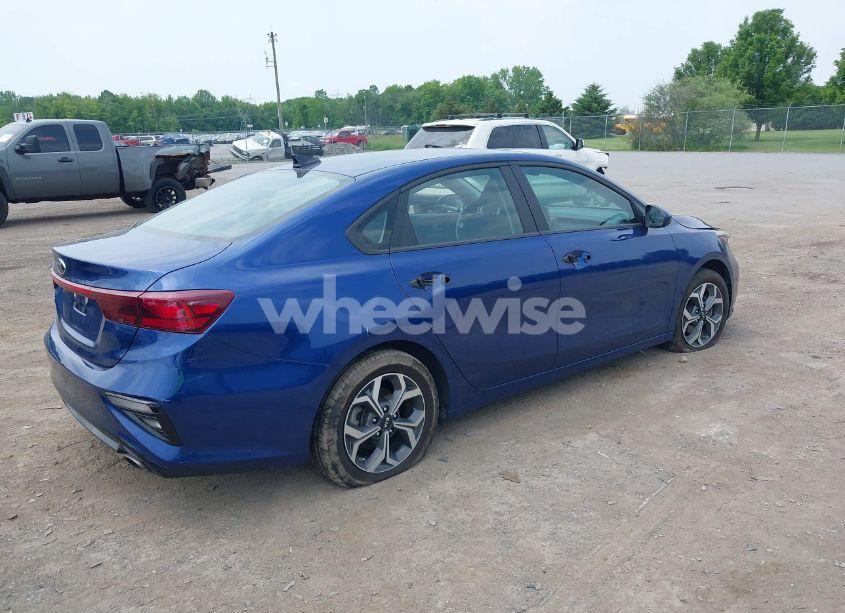 Photo 4 of 2020 Kia Forte LXS (VIN 3KPF24ADXLE262293)
