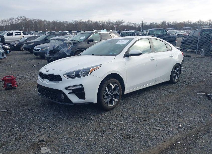 Photo 2 of 2021 Kia Forte LXS (VIN 3KPF24ADXME334093)