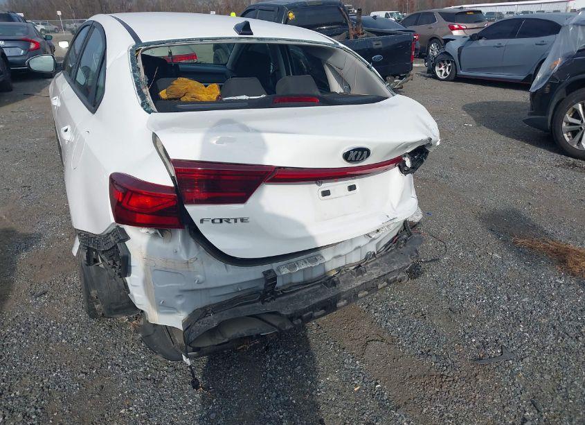Photo 6 of 2021 Kia Forte LXS (VIN 3KPF24ADXME334093)