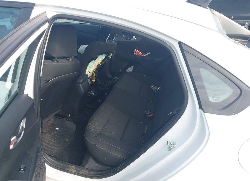 Photo 8 of 2021 Kia Forte LXS (VIN 3KPF24ADXME334093)