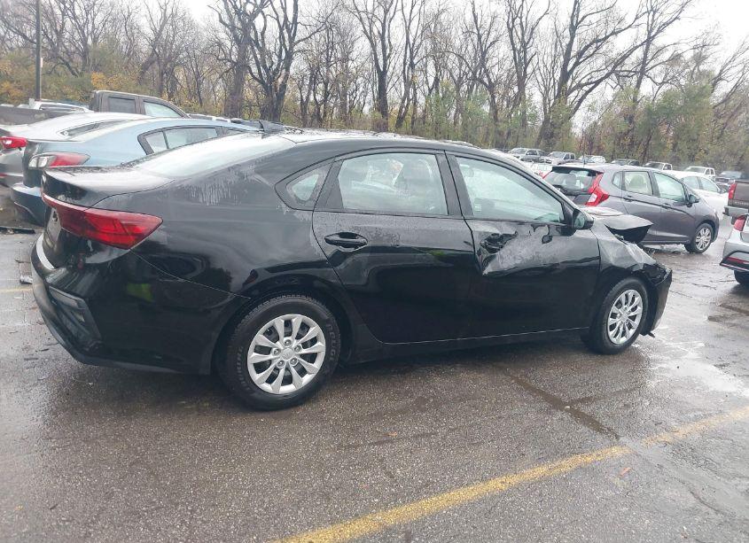 Photo 13 of 2021 Kia Forte FE (VIN 3KPF24ADXME344901)