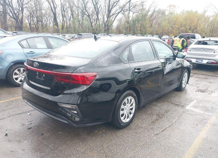 Photo 4 of 2021 Kia Forte FE (VIN 3KPF24ADXME344901)