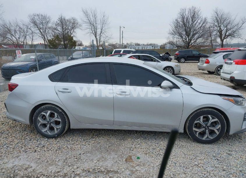 Photo 13 of 2021 Kia Forte LXS (VIN 3KPF24ADXME362816)
