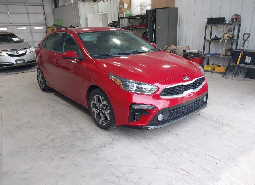 2021 Kia Forte LXS (VIN 3KPF24ADXME363724) main photo
