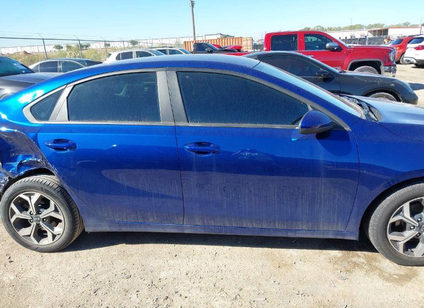 Photo 13 of 2021 Kia Forte LXS (VIN 3KPF24ADXME371144)