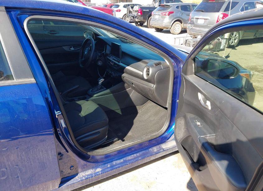 Photo 5 of 2021 Kia Forte LXS (VIN 3KPF24ADXME371144)