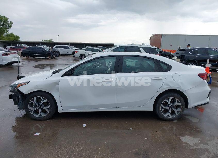 Photo 15 of 2021 Kia Forte LXS (VIN 3KPF24ADXME377638)