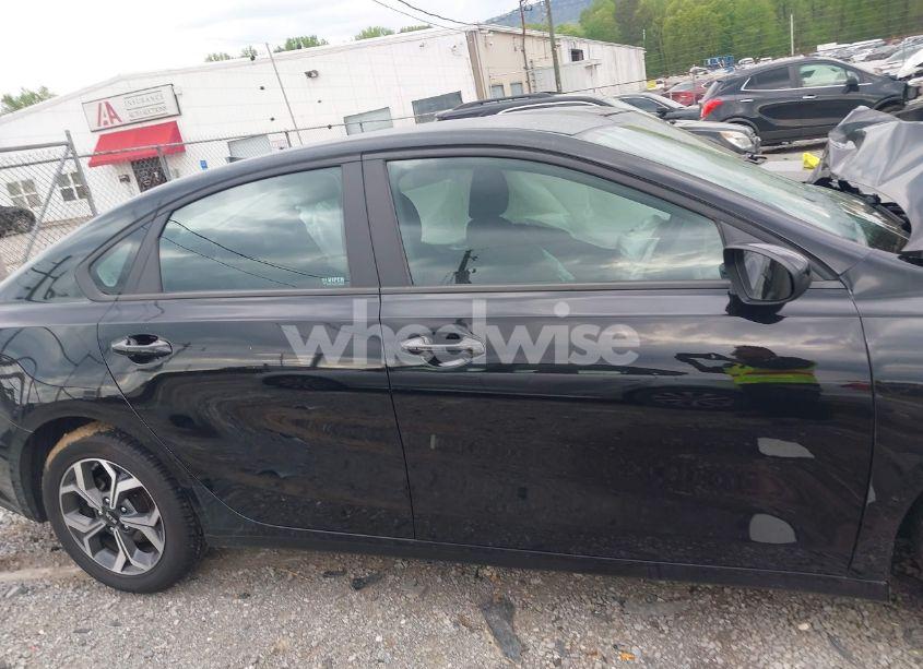 Photo 13 of 2021 Kia Forte LXS (VIN 3KPF24ADXME410282)
