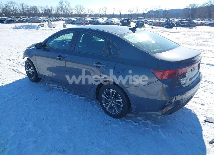 Photo 3 of 2022 Kia Forte LXS (VIN 3KPF24ADXNE433451)