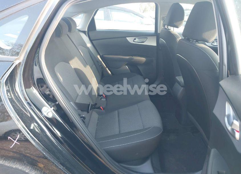 Photo 8 of 2022 Kia Forte LXS (VIN 3KPF24ADXNE442778)