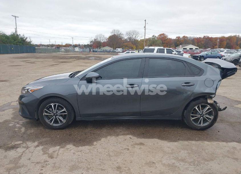 Photo 14 of 2022 Kia Forte LXS (VIN 3KPF24ADXNE445812)