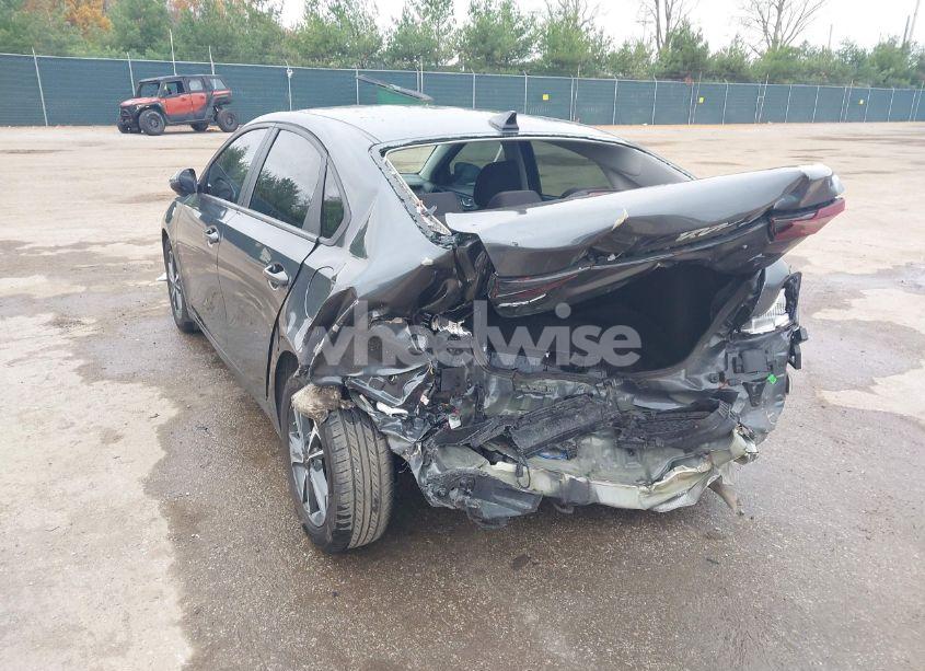 Photo 3 of 2022 Kia Forte LXS (VIN 3KPF24ADXNE445812)