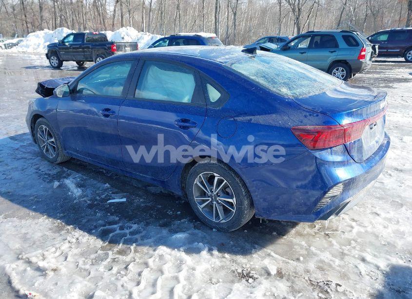 Photo 3 of 2022 Kia Forte LXS (VIN 3KPF24ADXNE446135)