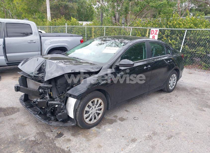 Photo 2 of 2022 Kia Forte FE (VIN 3KPF24ADXNE481354)