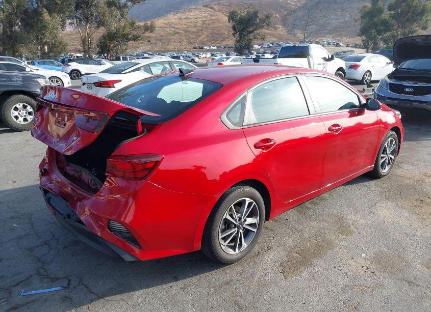 Photo 4 of 2022 Kia Forte LXS (VIN 3KPF24ADXNE494167)