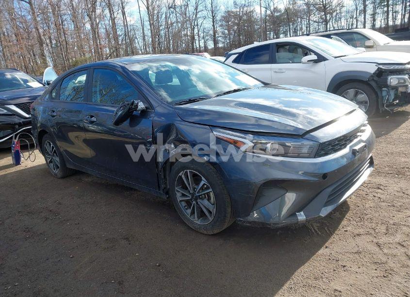2023 Kia Forte LXS (VIN 3KPF24ADXPE555987) main photo