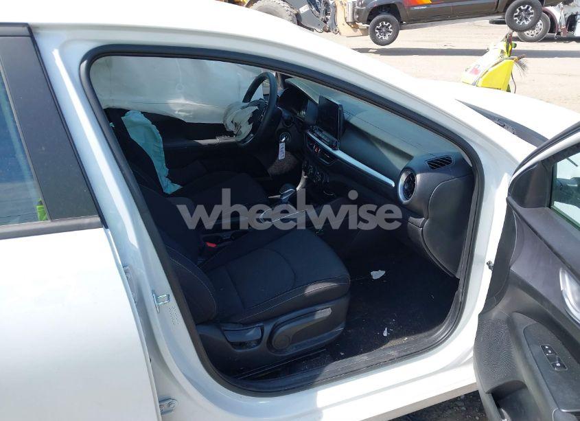 Photo 5 of 2023 Kia Forte LXS (VIN 3KPF24ADXPE616240)