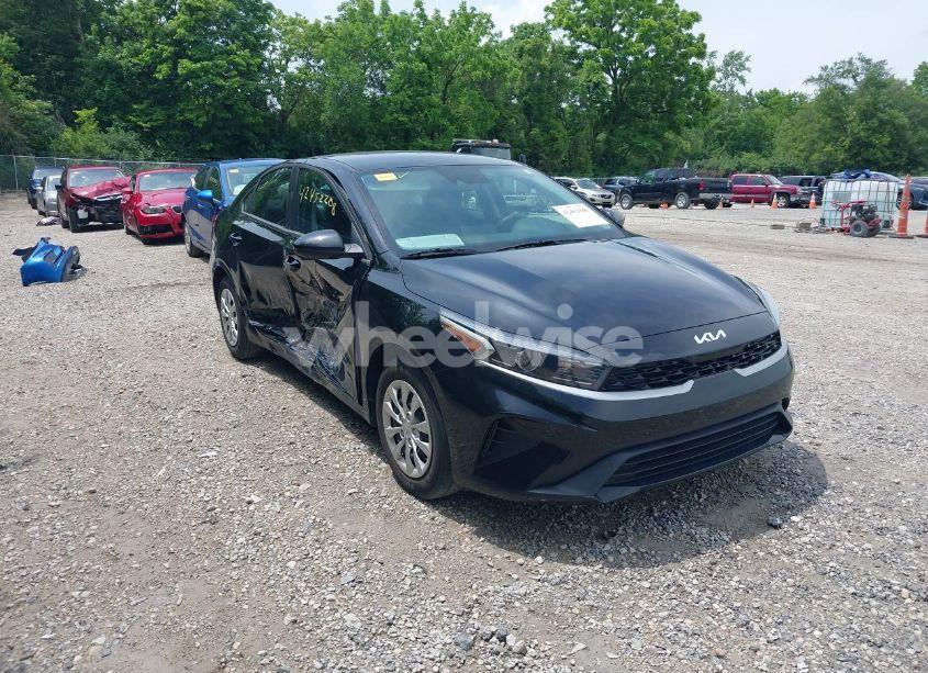 2023 Kia Forte LX (VIN 3KPF24ADXPE632650) main photo