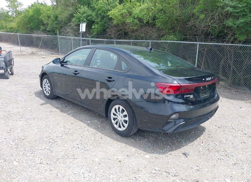 Photo 3 of 2023 Kia Forte LX (VIN 3KPF24ADXPE632650)
