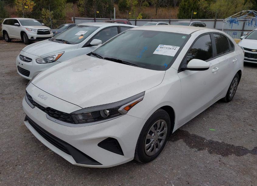 Photo 2 of 2023 Kia Forte LX (VIN 3KPF24ADXPE636844)