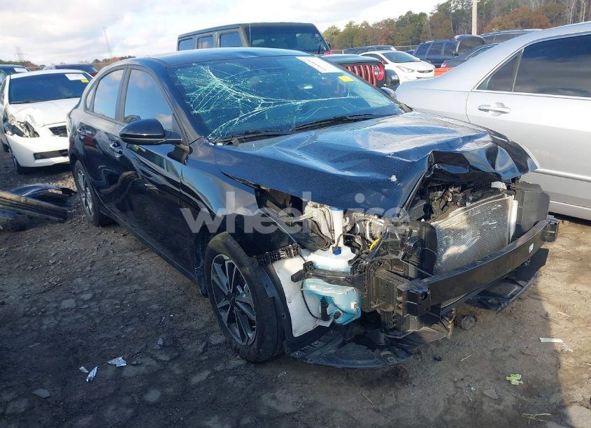 2023 Kia Forte LXS (VIN 3KPF24ADXPE688975) main photo