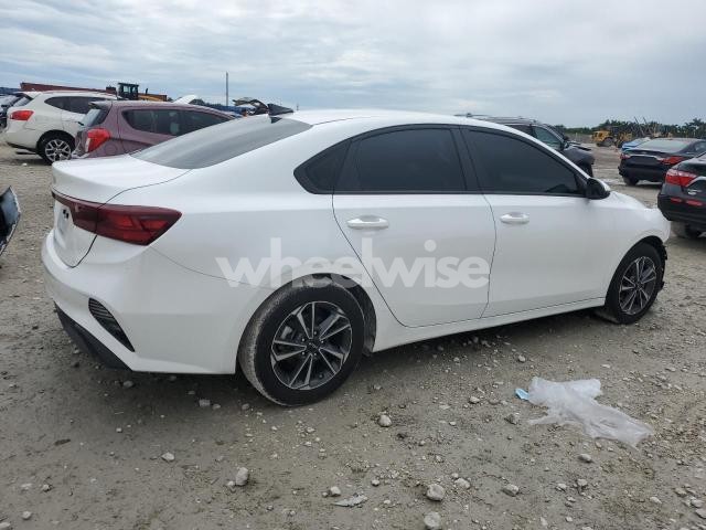 Photo 4 of 2024 KIA FORTE LX (VIN 3KPF24ADXRE696335)