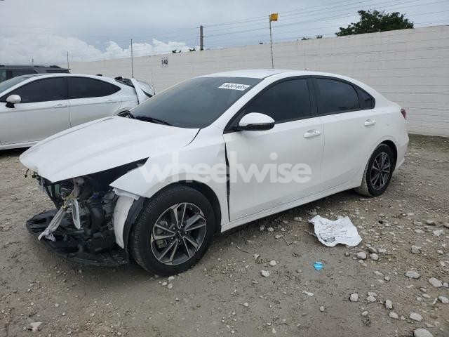 Photo 6 of 2024 KIA FORTE LX (VIN 3KPF24ADXRE696335)