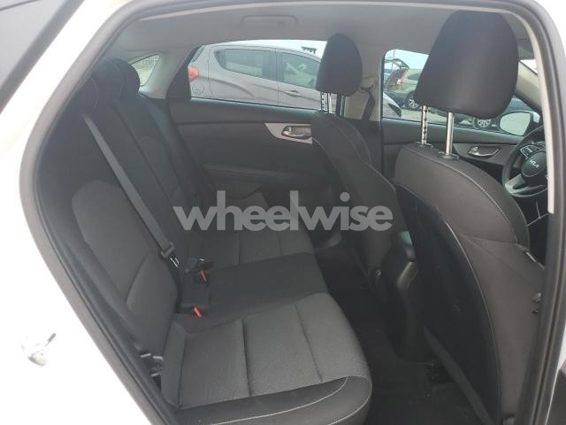 Photo 8 of 2024 KIA FORTE LX (VIN 3KPF24ADXRE696335)