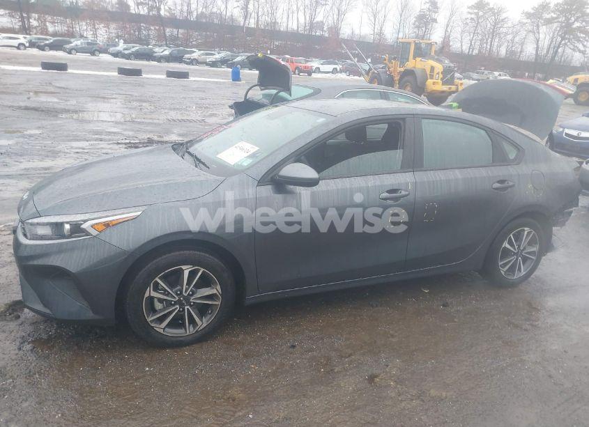 Photo 14 of 2024 Kia Forte LXS (VIN 3KPF24ADXRE700156)