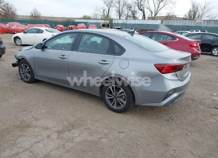 Photo 3 of 2024 Kia Forte LXS (VIN 3KPF24ADXRE709343)