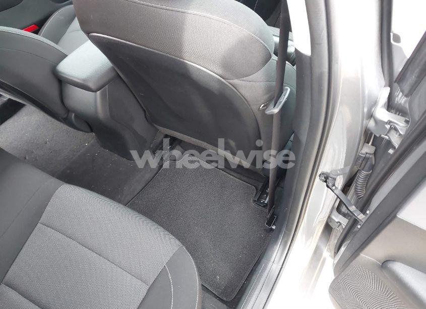 Photo 8 of 2024 Kia Forte LXS (VIN 3KPF24ADXRE709343)