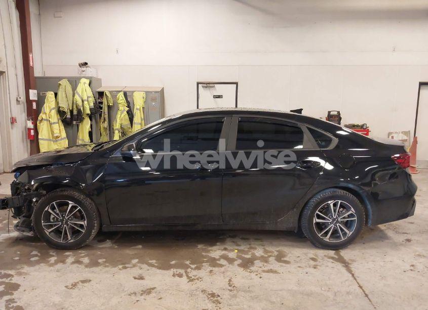 Photo 14 of 2024 Kia Forte LXS (VIN 3KPF24ADXRE728474)