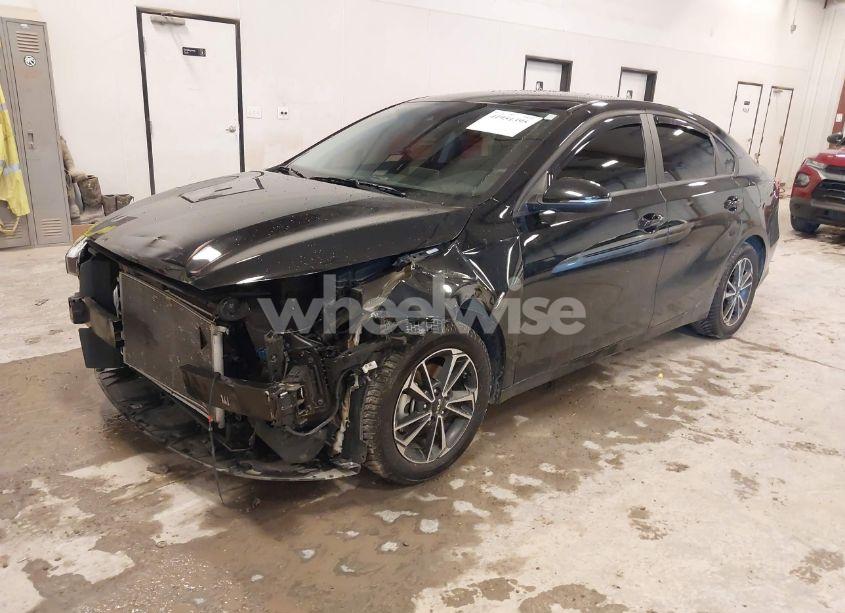 Photo 2 of 2024 Kia Forte LXS (VIN 3KPF24ADXRE728474)