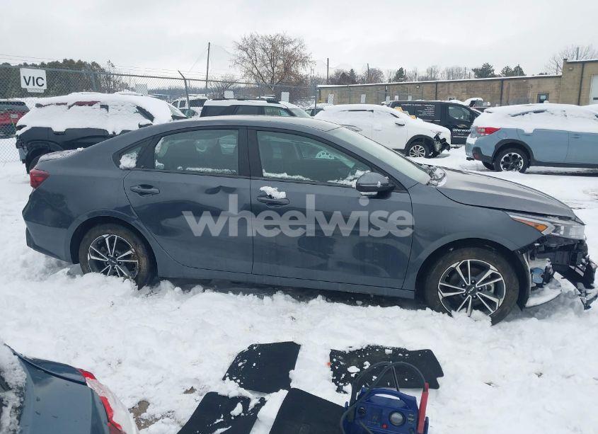 Photo 13 of 2024 Kia Forte LXS (VIN 3KPF24ADXRE733495)