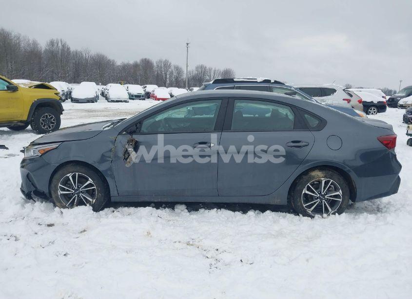 Photo 14 of 2024 Kia Forte LXS (VIN 3KPF24ADXRE733495)