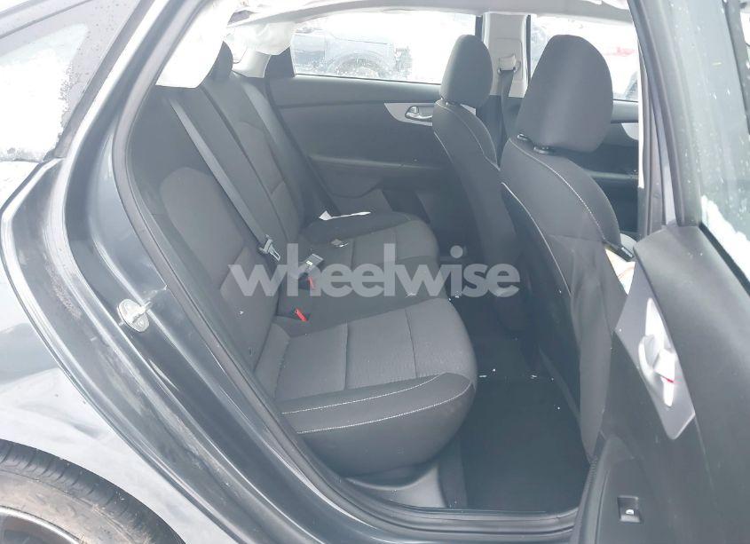 Photo 8 of 2024 Kia Forte LXS (VIN 3KPF24ADXRE733495)