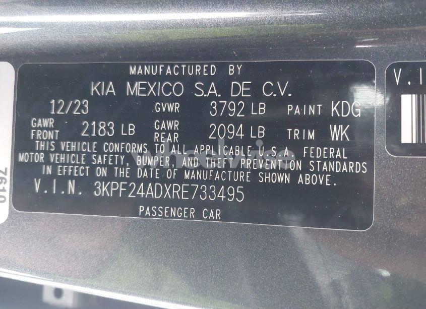 Photo 9 of 2024 Kia Forte LXS (VIN 3KPF24ADXRE733495)